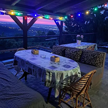 Teja Vikendica Ledinci